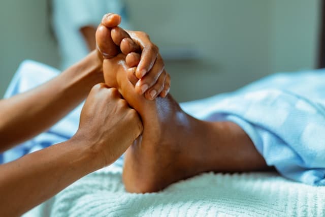 Massoterapeuta: quanto ganha e o que influencia a remuneração